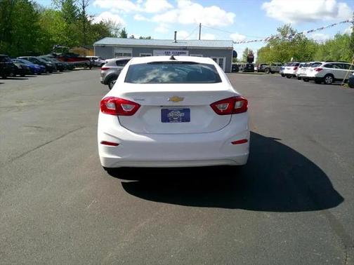 2018 Chevrolet Cruze LS