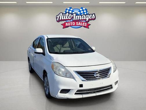 2012 Nissan Versa 1.6 S
