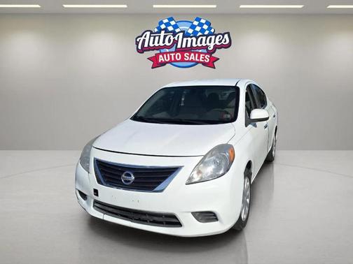 2012 Nissan Versa 1.6 S