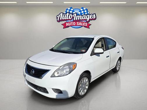 2012 Nissan Versa 1.6 S