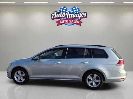 2015 Volkswagen Golf SportWagen TDI S 4-Door