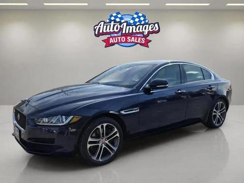 2017 Jaguar XE 35t Premium