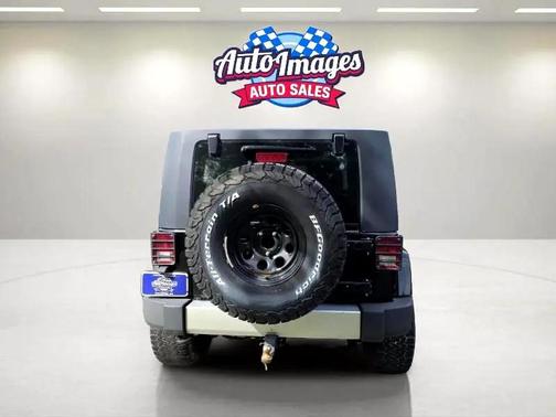 2010 Jeep Wrangler Sahara