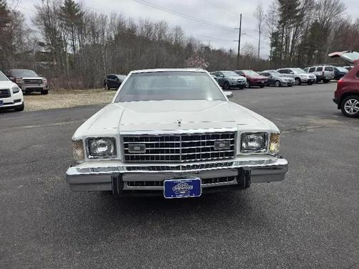 White 1979 Ford LTD