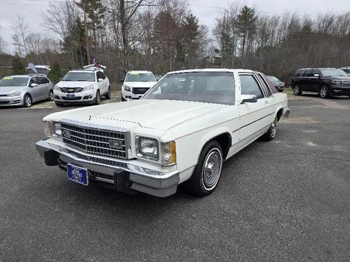 White 1979 Ford LTD