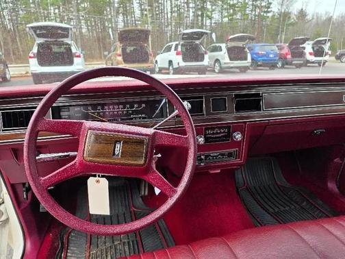 White 1979 Ford LTD