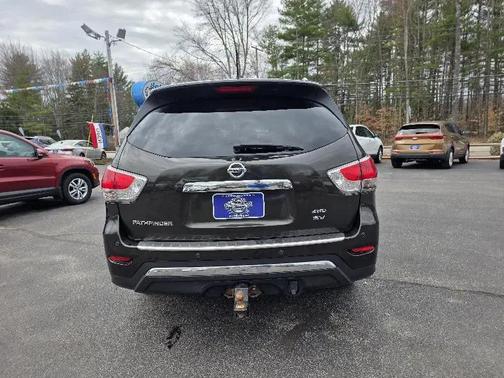 2015 Nissan Pathfinder SV