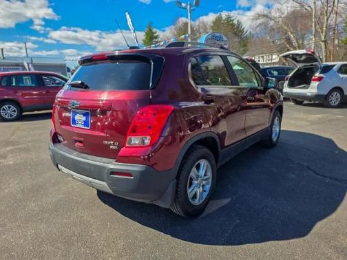 Crimson Metallic 2016 Chevrolet Trax LT