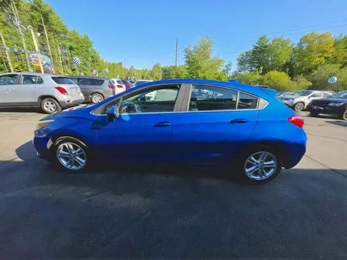 Blue 2017 Chevrolet Cruze LT