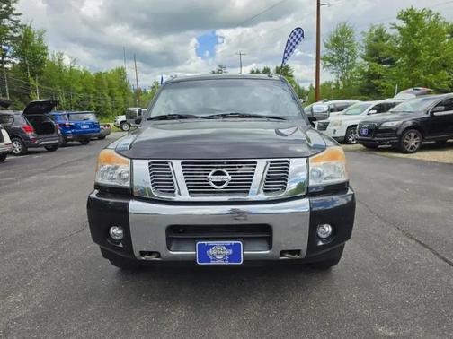 Black 2014 Nissan Titan SV