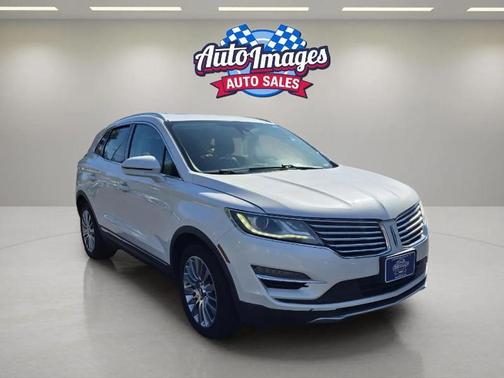 2015 Lincoln MKC Base