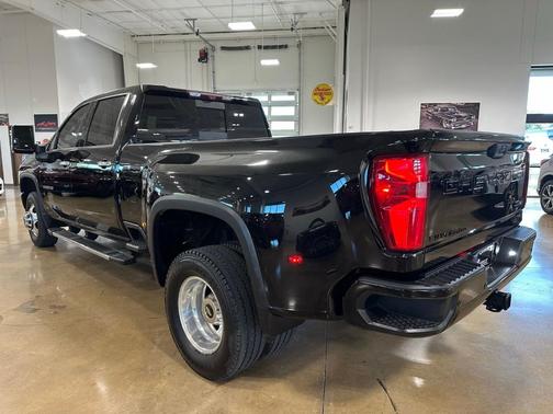 2021 Chevrolet Silverado 3500 High Country