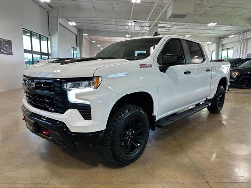 Summit White 2024 Chevrolet Silverado 1500 LT Trail Boss