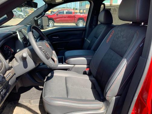 2024 Nissan Titan XD PRO-4X