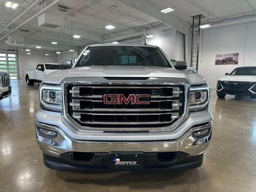 Quicksilver Metallic 2018 GMC Sierra 1500 SLT