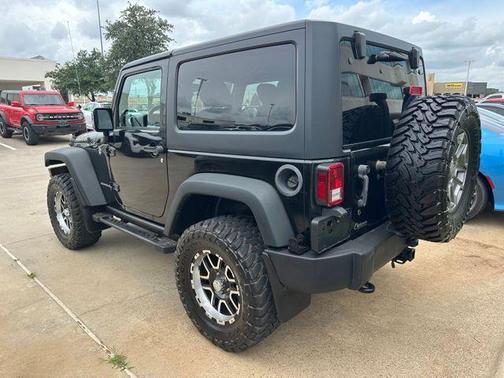 Black Clearcoat 2016 Jeep Wrangler Rubicon