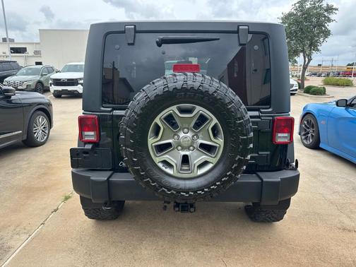 Black Clearcoat 2016 Jeep Wrangler Rubicon