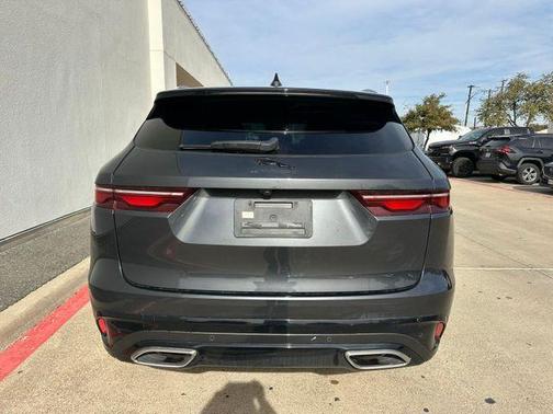 2024 Jaguar F-PACE P400 R-Dynamic S