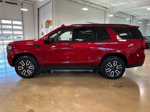 2023 GMC Yukon AT4