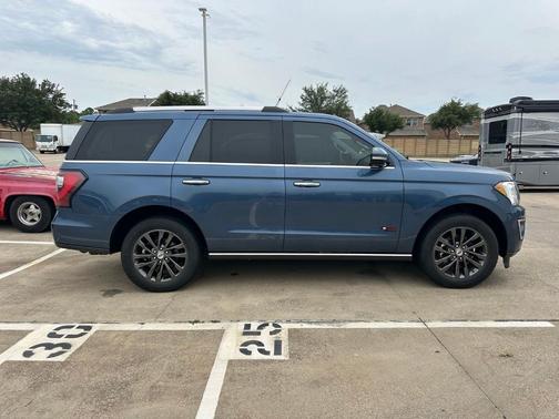 Blue Metallic 2019 Ford Expedition Limited