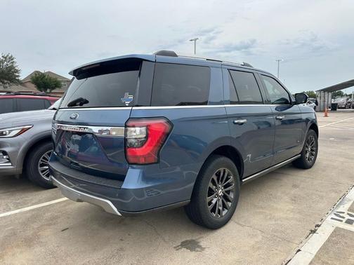 Blue Metallic 2019 Ford Expedition Limited