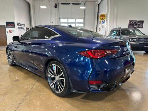 2017 INFINITI Q60 2.0T Premium