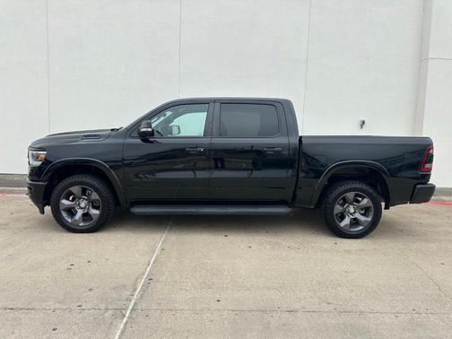 Diamond Black 2022 RAM 1500 Big Horn