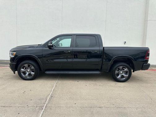 Diamond Black 2022 RAM 1500 Big Horn
