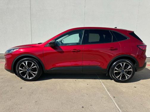 2021 Ford Escape SE