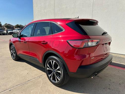 2021 Ford Escape SE