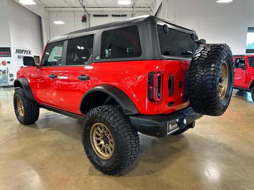 Race Red 2024 Ford Bronco Badlands
