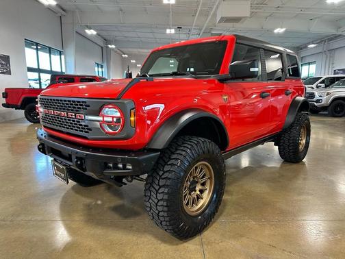 Race Red 2024 Ford Bronco Badlands