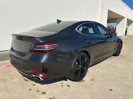 2023 Genesis G70 2.0T