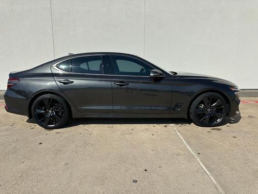 2023 Genesis G70 2.0T