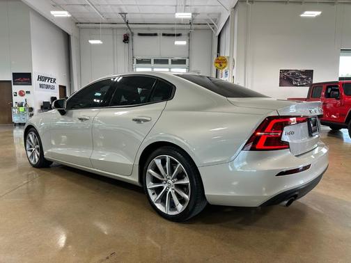 Birch 2020 Volvo S60 T5 Momentum