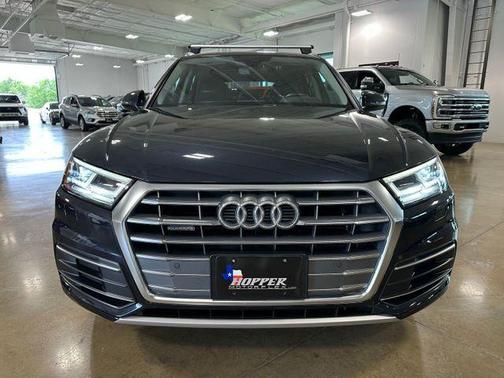 Moonlight Blue Metallic 2018 Audi Q5 2.0T Tech Premium
