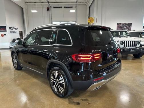 2024 Mercedes-Benz GLB 250 Base