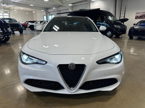2019 Alfa Romeo Giulia Ti
