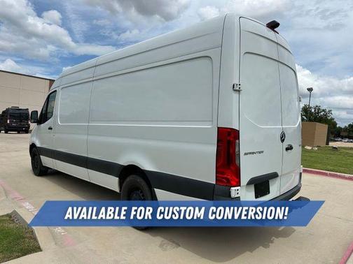White 2022 Mercedes-Benz Sprinter 2500 170 WB HIGH ROOF