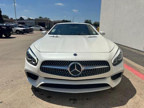 White 2020 Mercedes-Benz SL 550 Base
