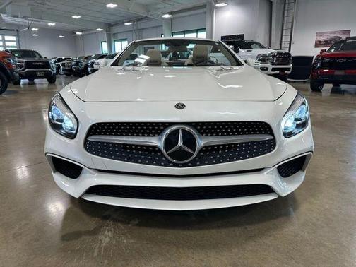 White 2020 Mercedes-Benz SL 550 Base