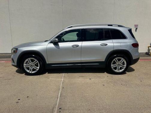 Silver 2021 Mercedes-Benz GLB 250 Base