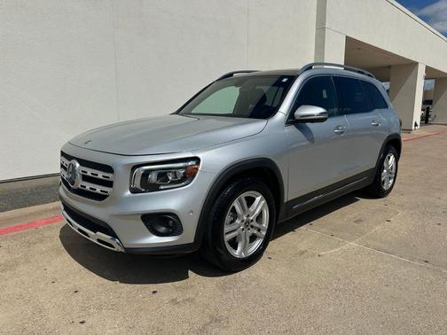 Silver 2021 Mercedes-Benz GLB 250 Base