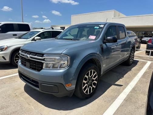 Azure Gray Metallic 2024 Ford Maverick Lariat