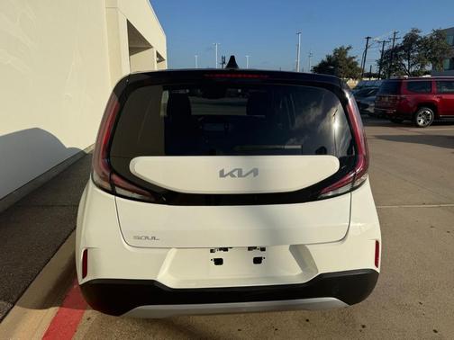2024 Kia Soul S
