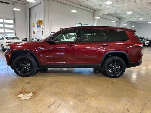 2024 Jeep Grand Cherokee L Laredo
