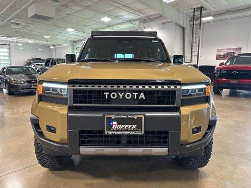 Dust 2024 Toyota Land Cruiser Base