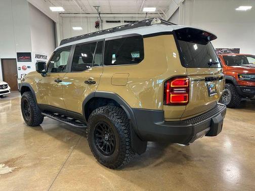 Dust 2024 Toyota Land Cruiser Base