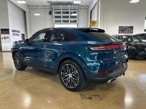 2024 Porsche Cayenne AWD