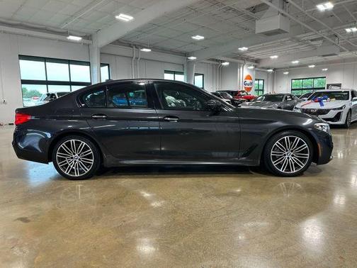 Dark Graphite 2018 BMW 540 i